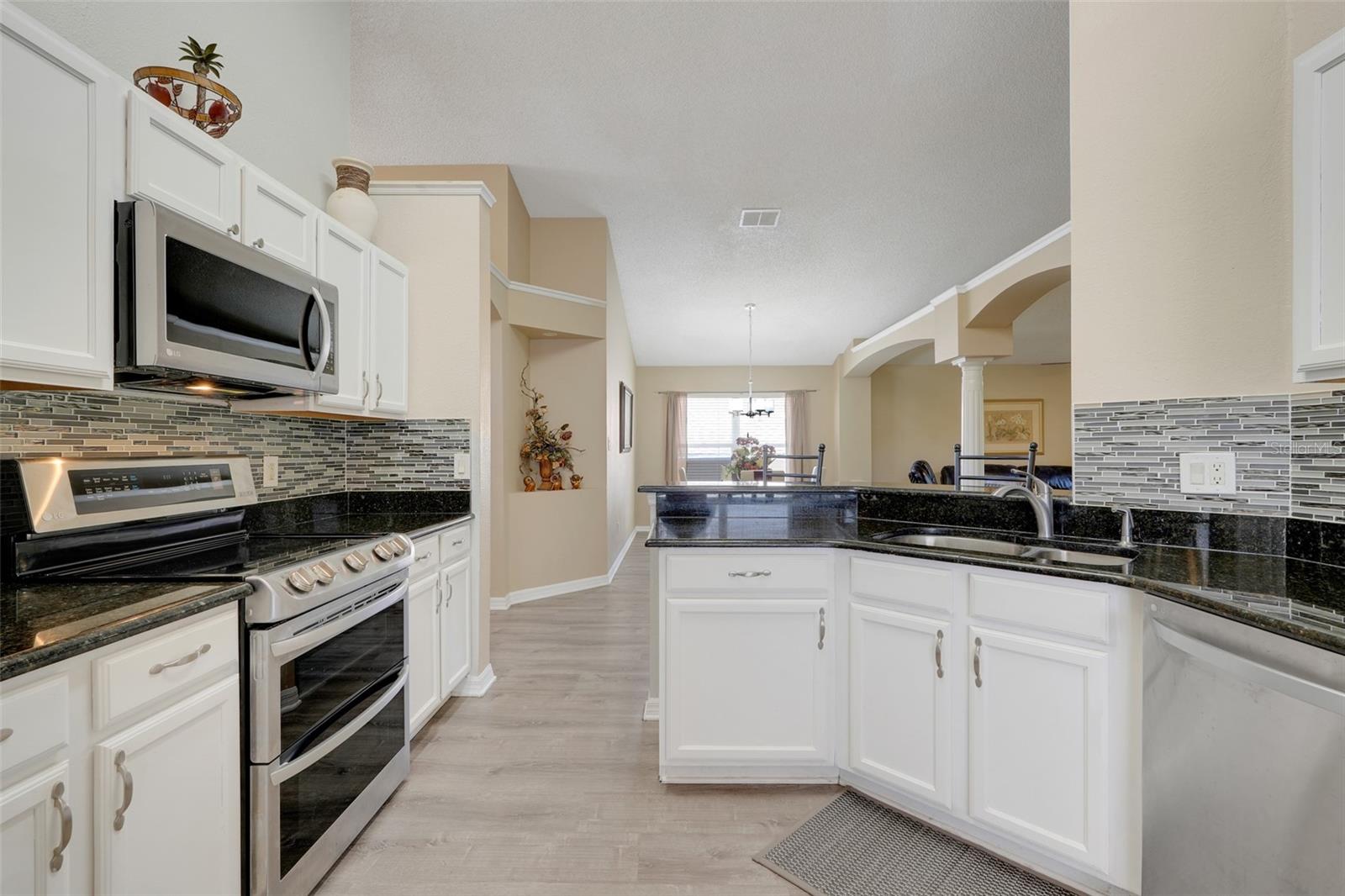 1159 GREENLEY AVE, GROVELAND, FL, 34736