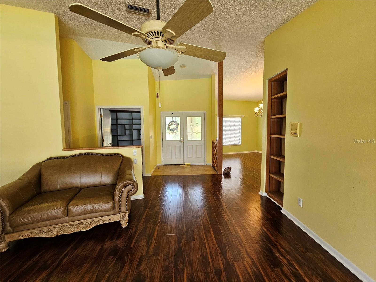 2704 E MONTAGUE CT E, CLEARWATER, FL, 33761