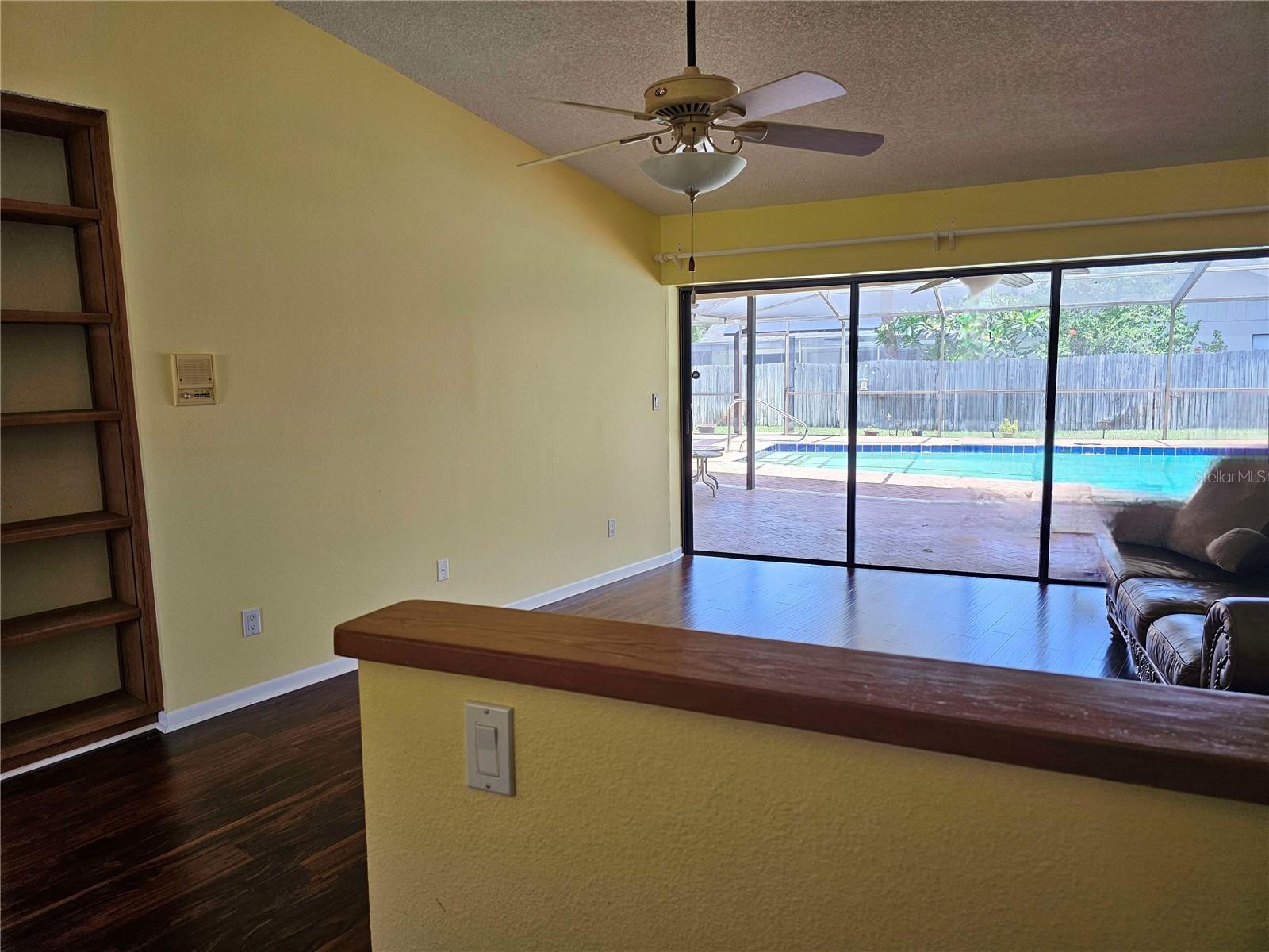 2704 E MONTAGUE CT E, CLEARWATER, FL, 33761