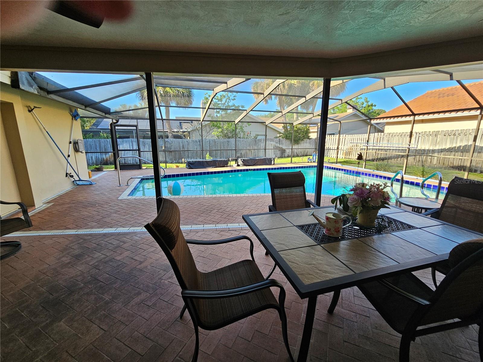 2704 E MONTAGUE CT E, CLEARWATER, FL, 33761