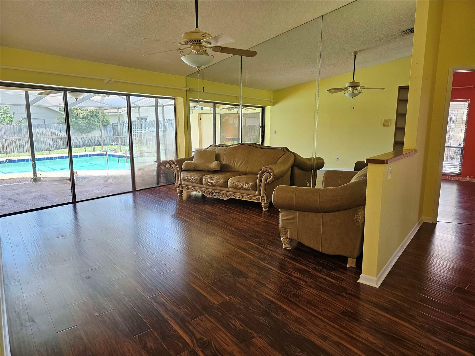 2704 E MONTAGUE CT E, CLEARWATER, FL, 33761