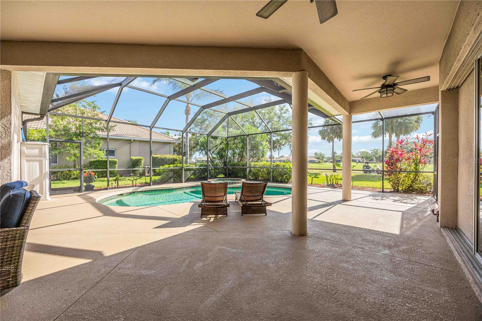 7581 CAMDEN HARBOUR DR, BRADENTON, FL, 34212