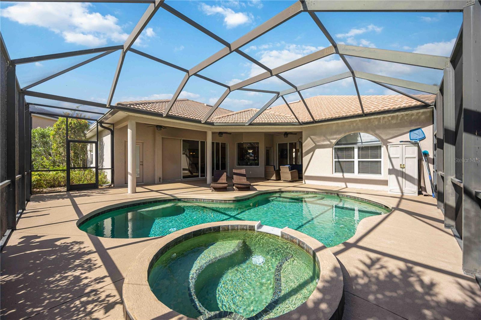 7581 CAMDEN HARBOUR DR, BRADENTON, FL, 34212