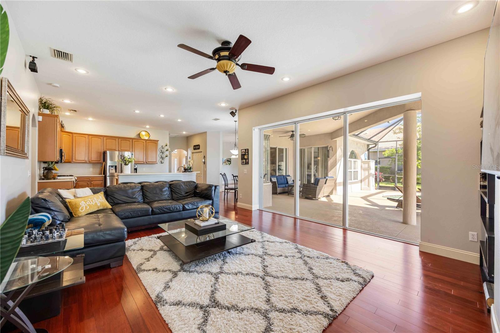 7581 CAMDEN HARBOUR DR, BRADENTON, FL, 34212