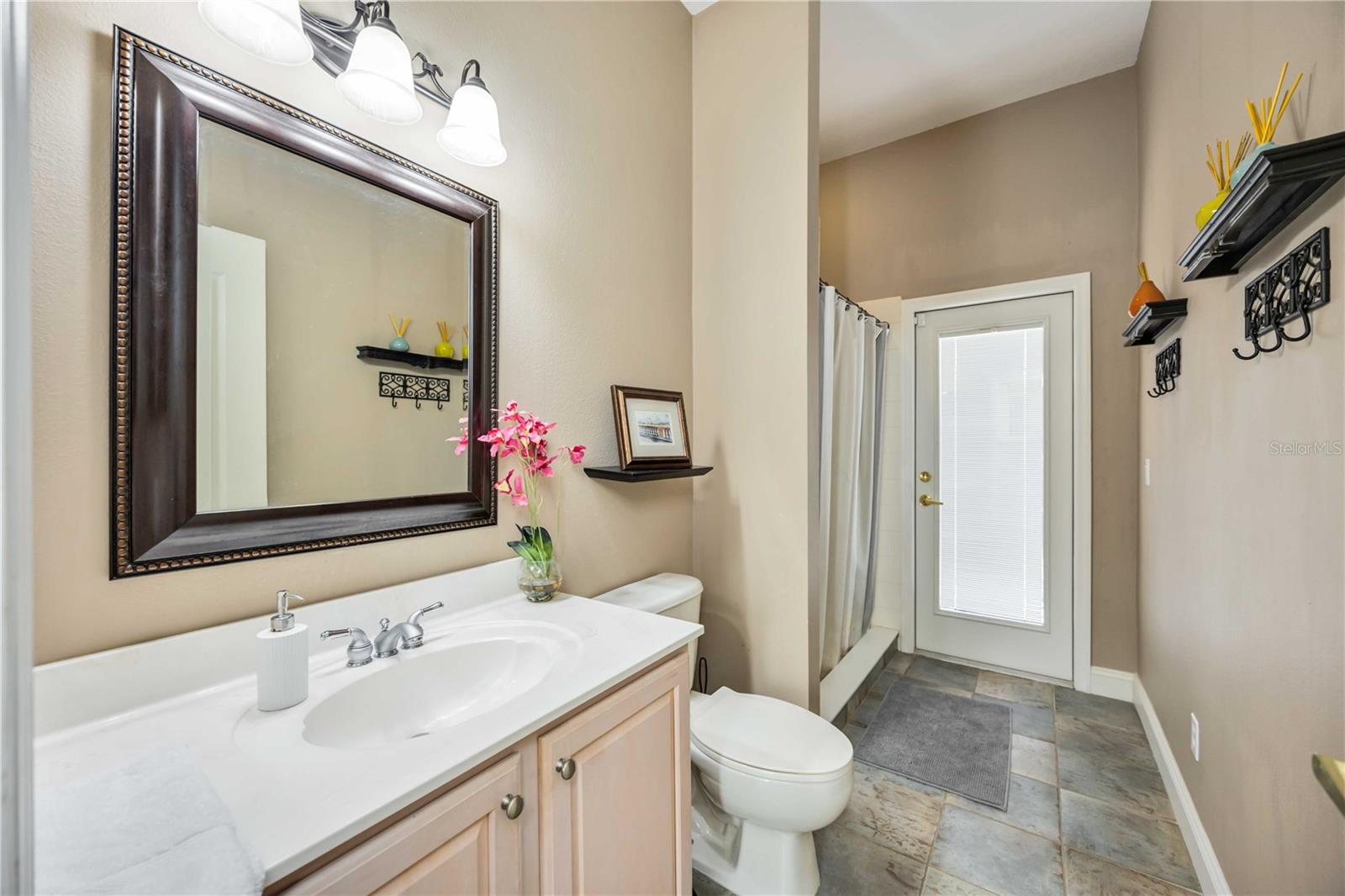 7581 CAMDEN HARBOUR DR, BRADENTON, FL, 34212
