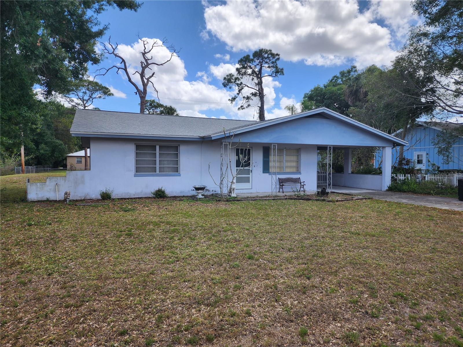 1626 VIVIAN LN, NORTH FORT MYERS, FL, 33903