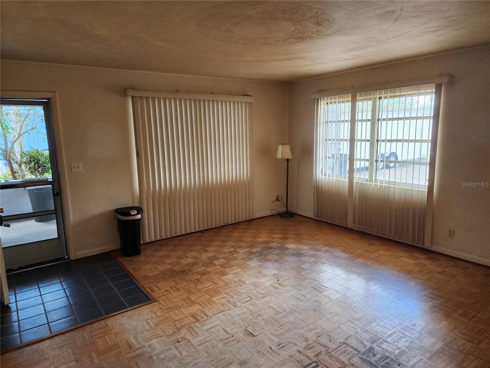 1626 VIVIAN LN, NORTH FORT MYERS, FL, 33903