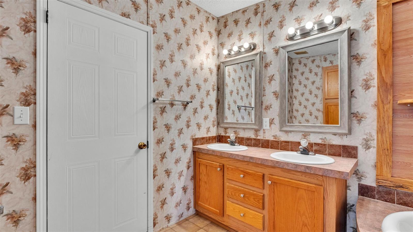 8341 MITCHALL DR, LAKELAND, FL, 33809