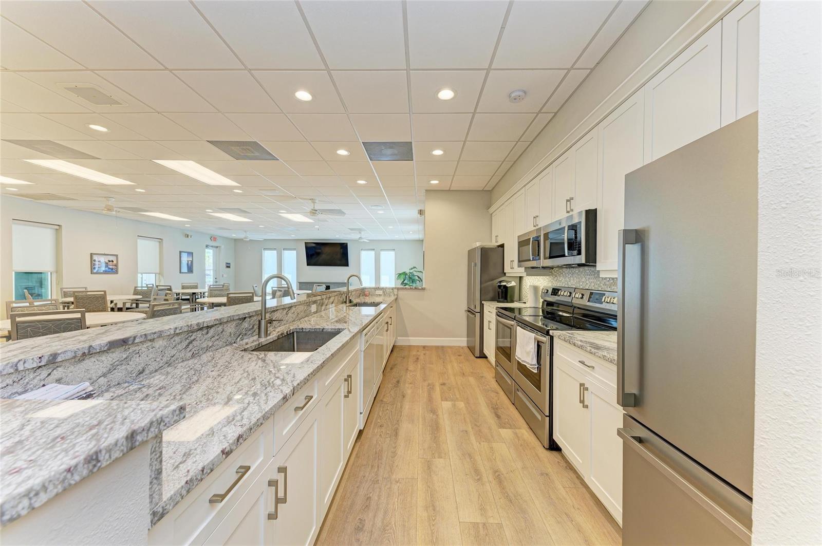 8977 MIDNIGHT PASS RD #519, SARASOTA, FL, 34242