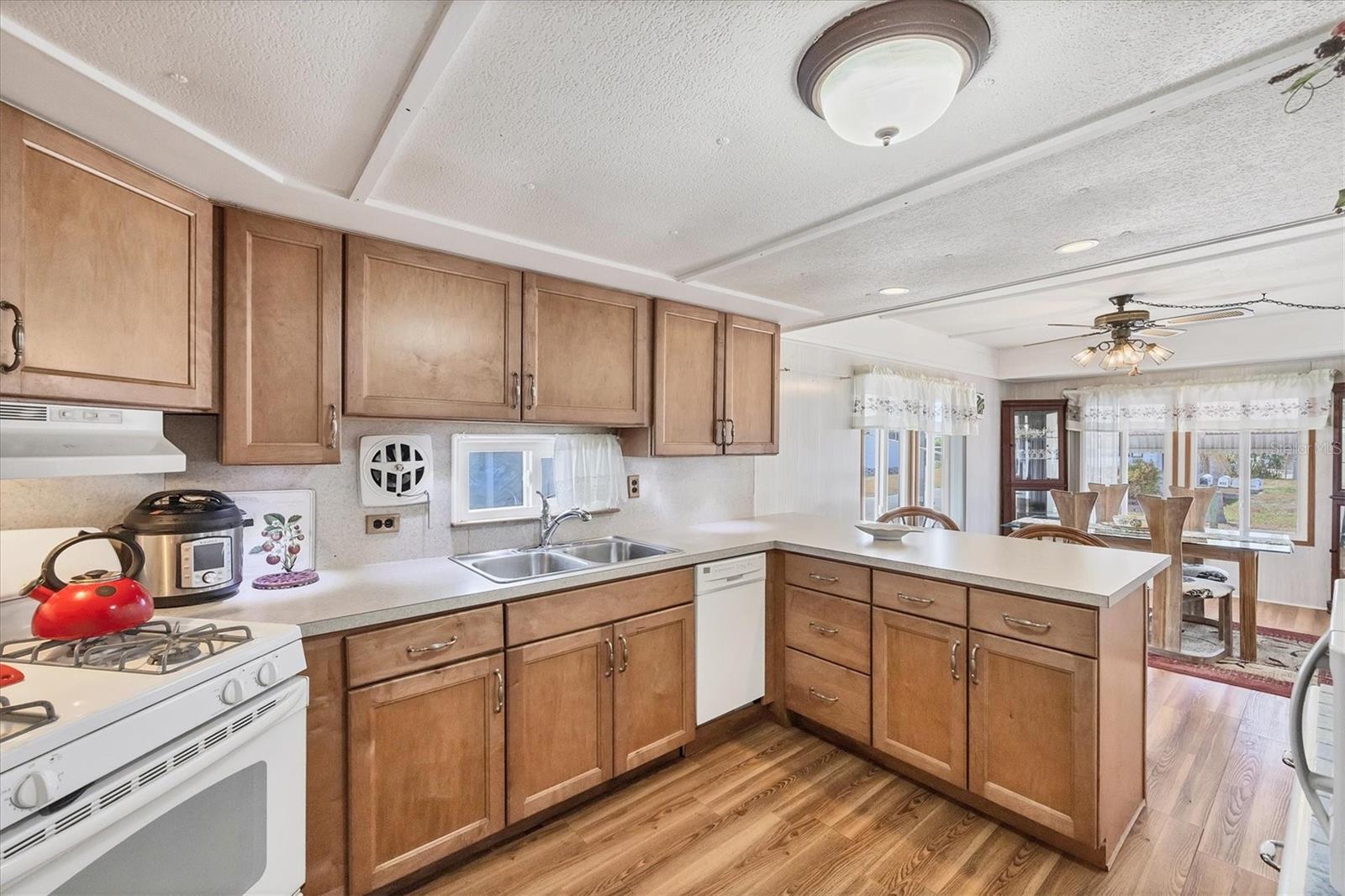 10315 CORTEZ RD W #24H, BRADENTON, FL, 34210