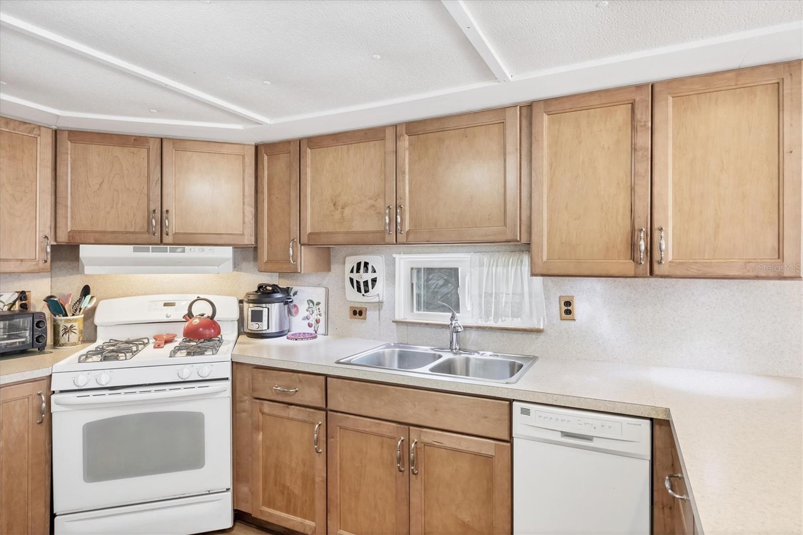 10315 CORTEZ RD W #24H, BRADENTON, FL, 34210