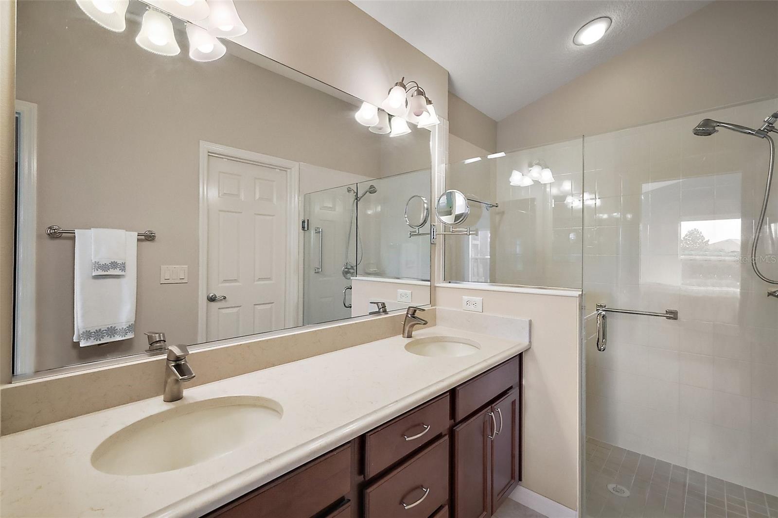 2064 EDENTON TER, THE VILLAGES, FL, 32162