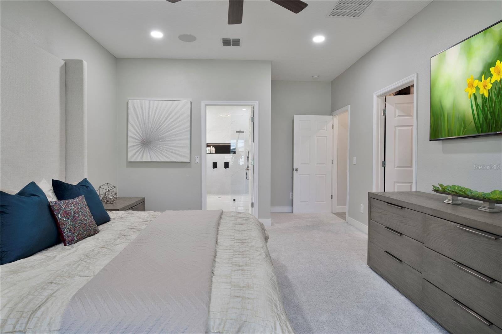 14302 WARD RD, ORLANDO, FL, 32824