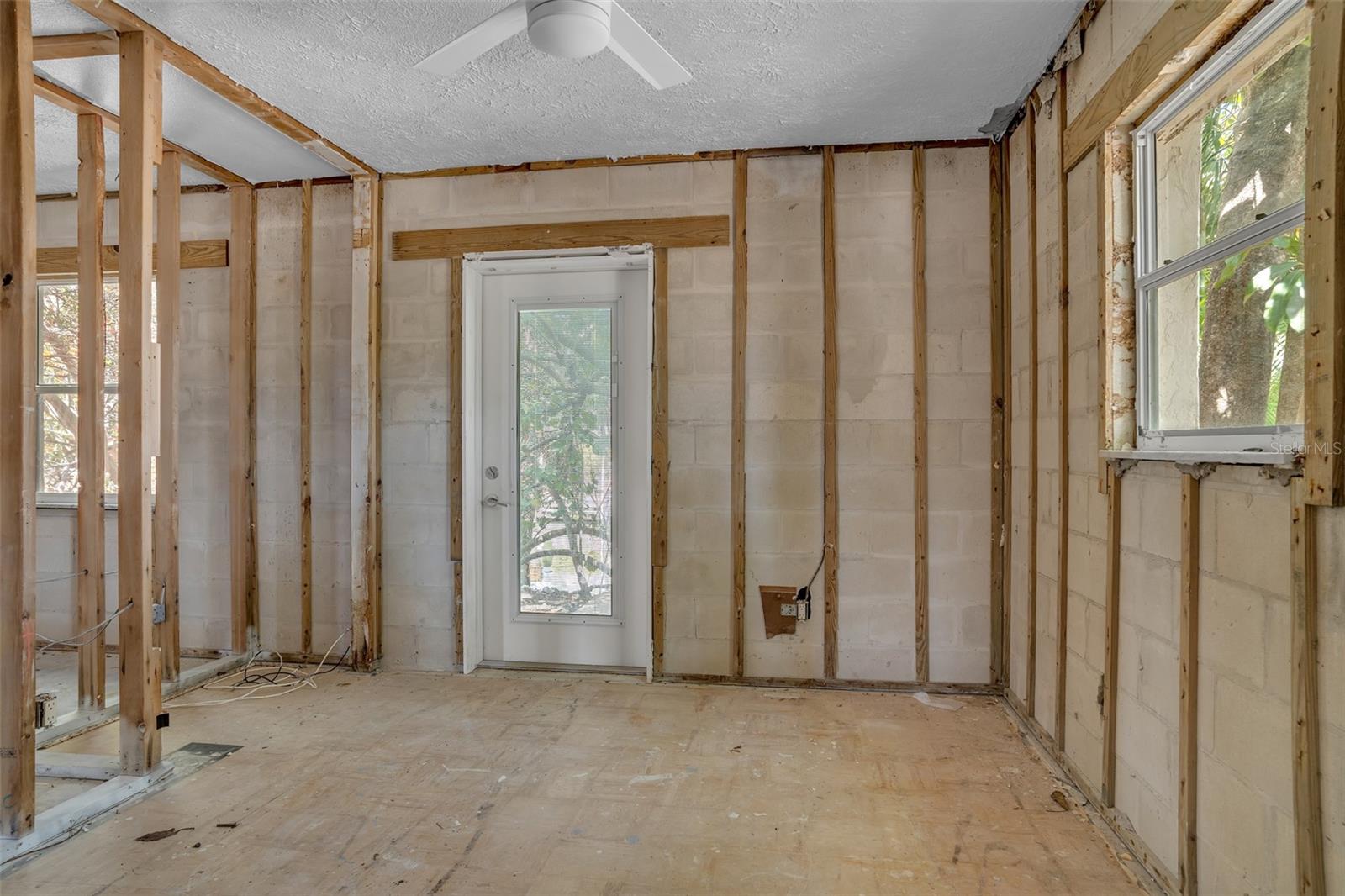 4790 SHORE ACRES BLVD NE, ST PETERSBURG, FL, 33703