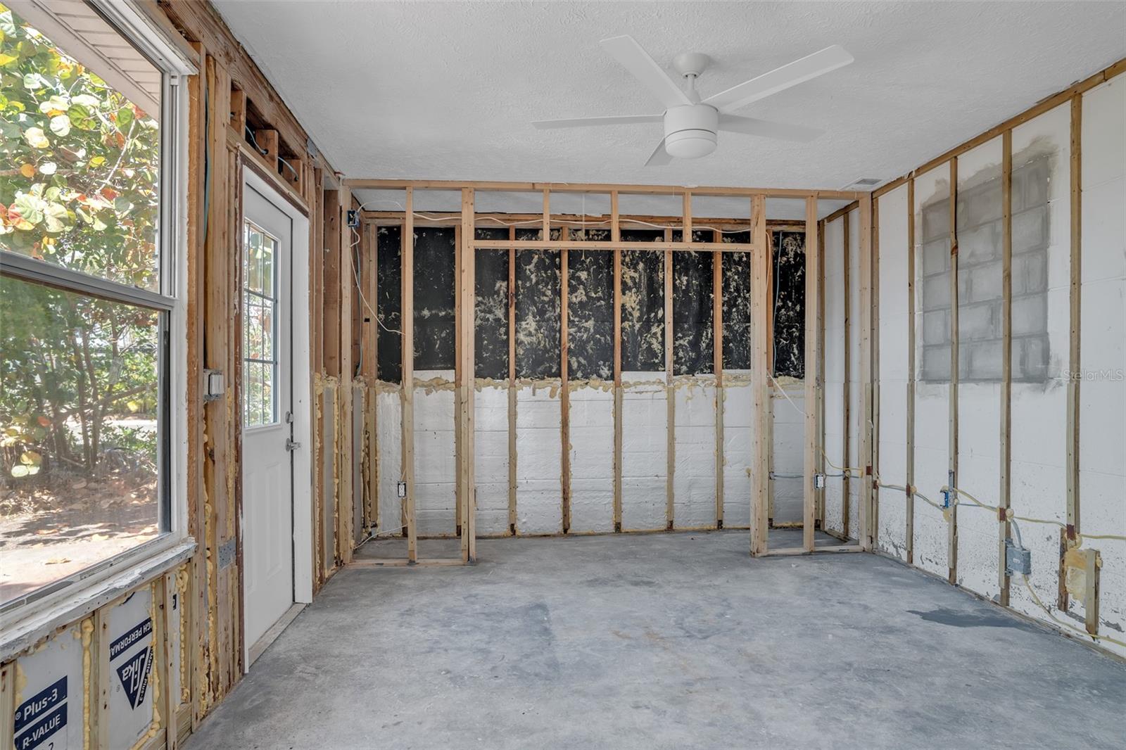 4790 SHORE ACRES BLVD NE, ST PETERSBURG, FL, 33703