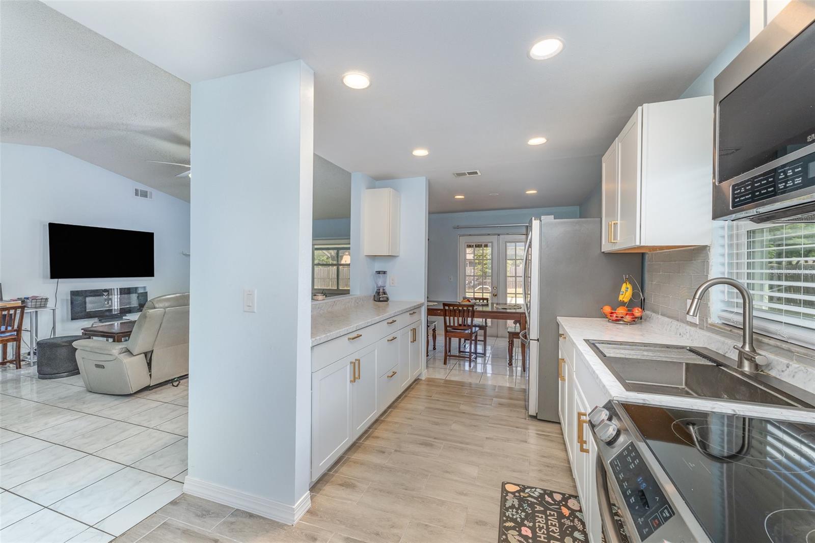 820 LAMP POST LN, LAKELAND, FL, 33809