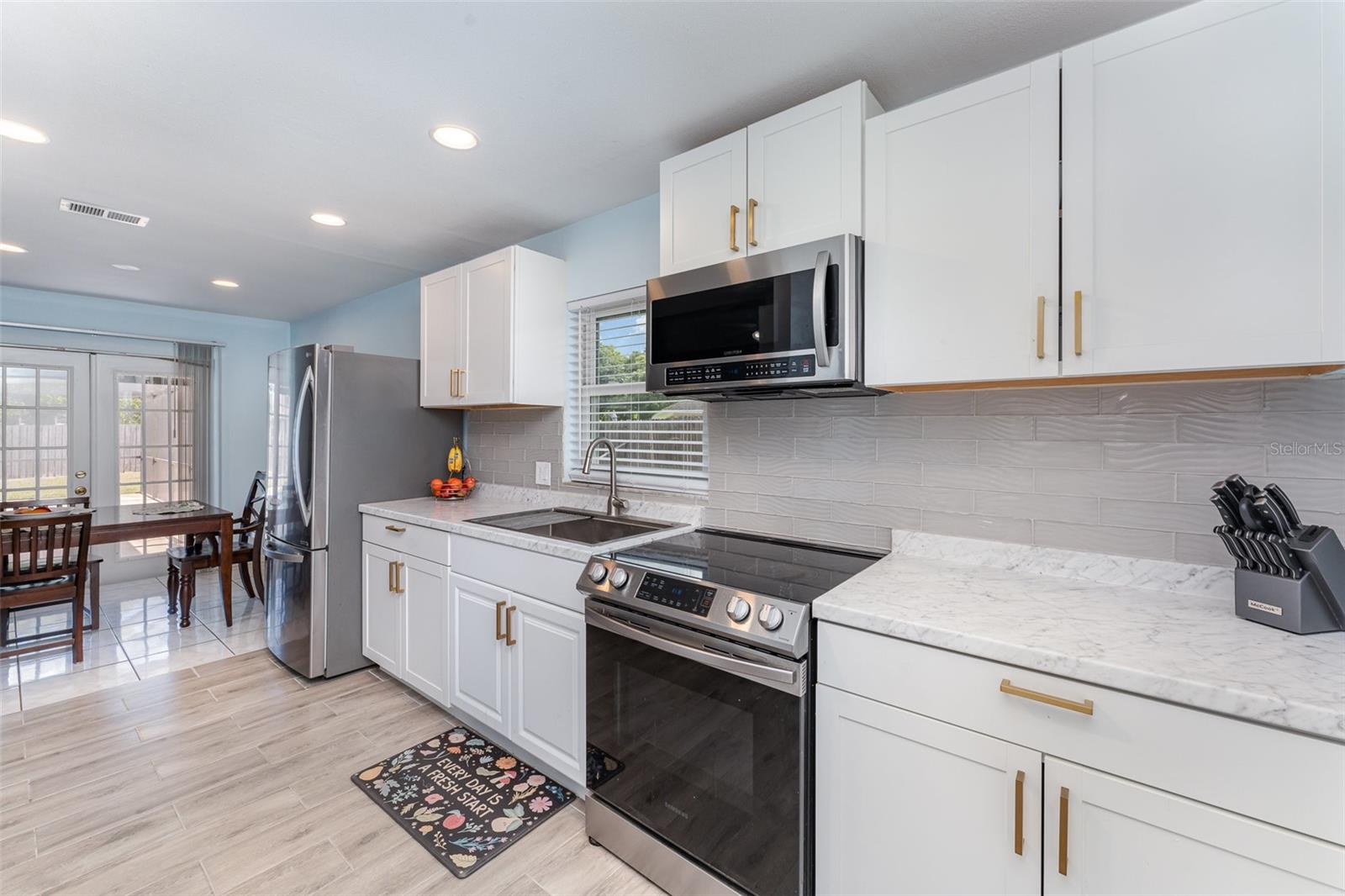 820 LAMP POST LN, LAKELAND, FL, 33809