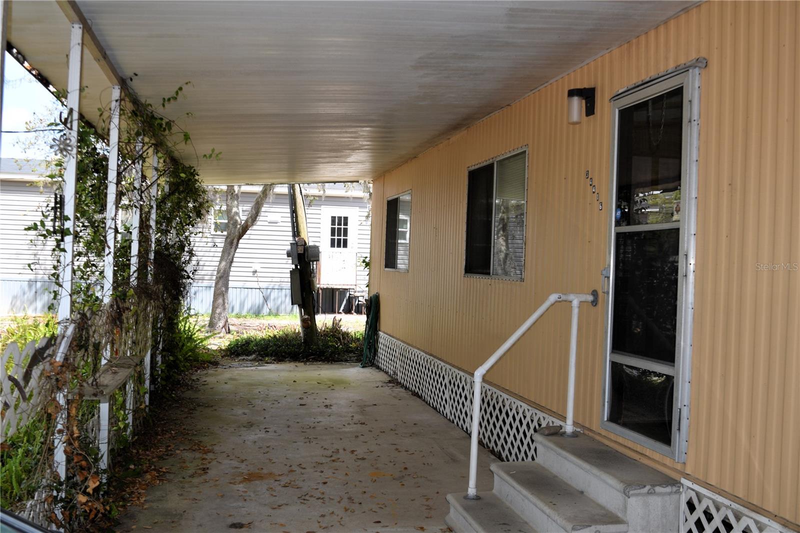 34416 OAK AVE, LEESBURG, FL, 34788