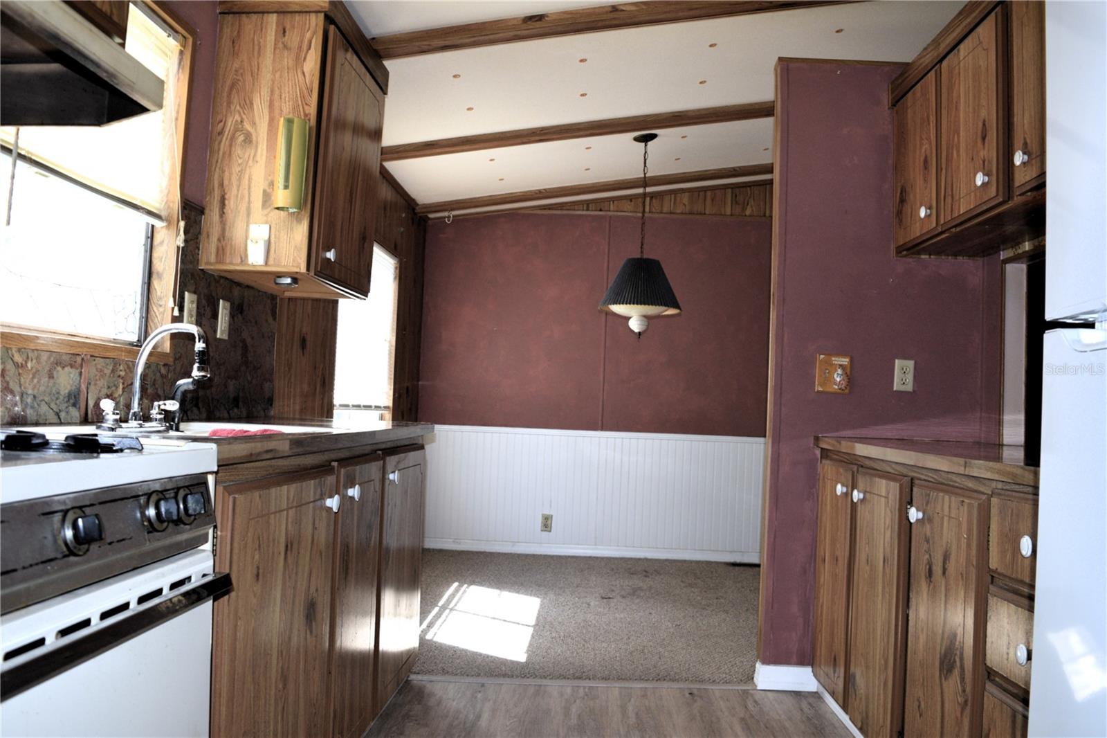 34416 OAK AVE, LEESBURG, FL, 34788