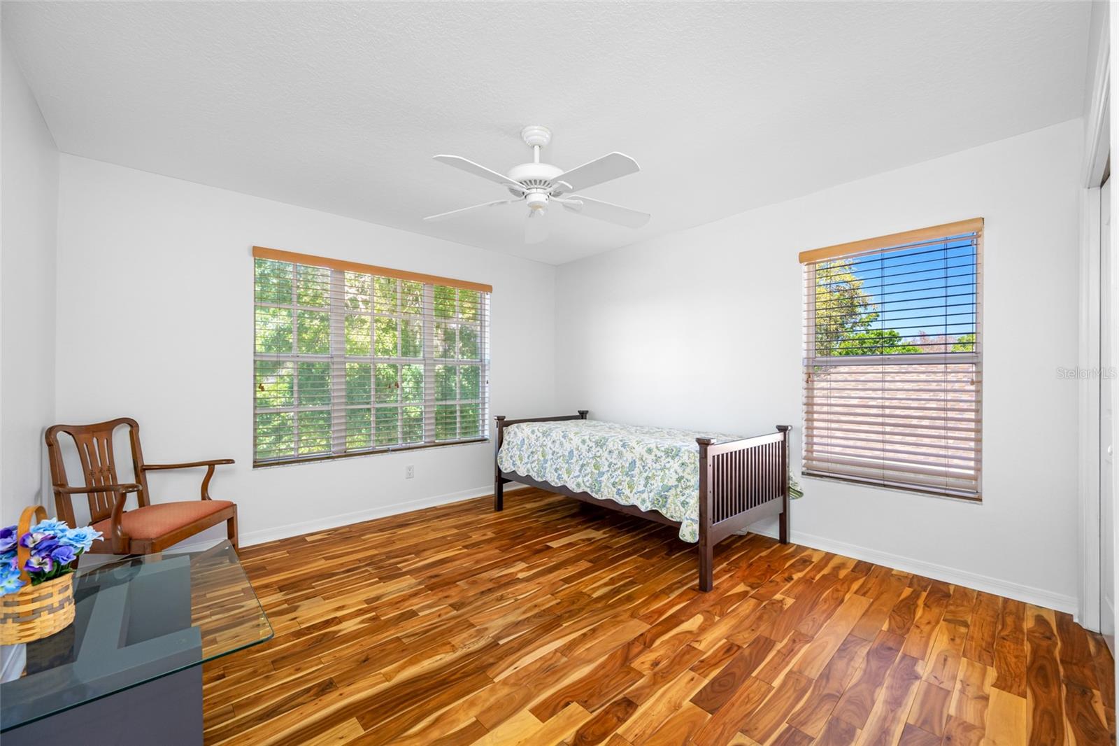 18801 CHAVILLE RD, LUTZ, FL, 33558