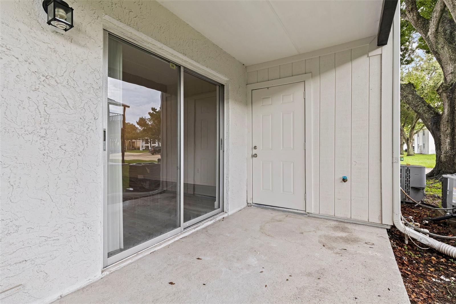 3803 N OAK DR #B21, TAMPA, FL, 33611