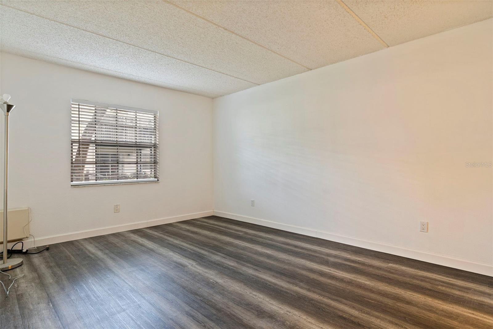 3803 N OAK DR #B21, TAMPA, FL, 33611
