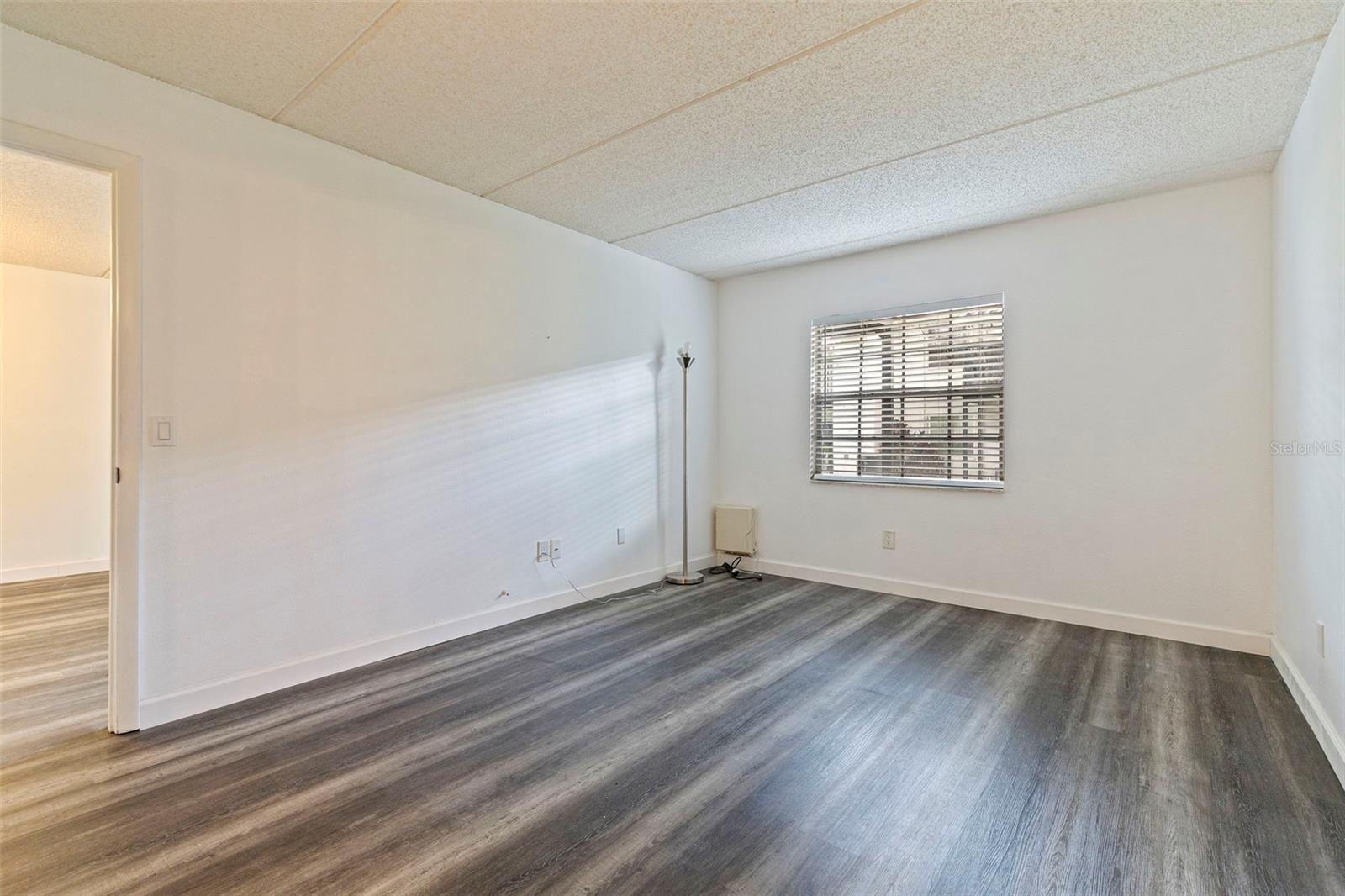 3803 N OAK DR #B21, TAMPA, FL, 33611