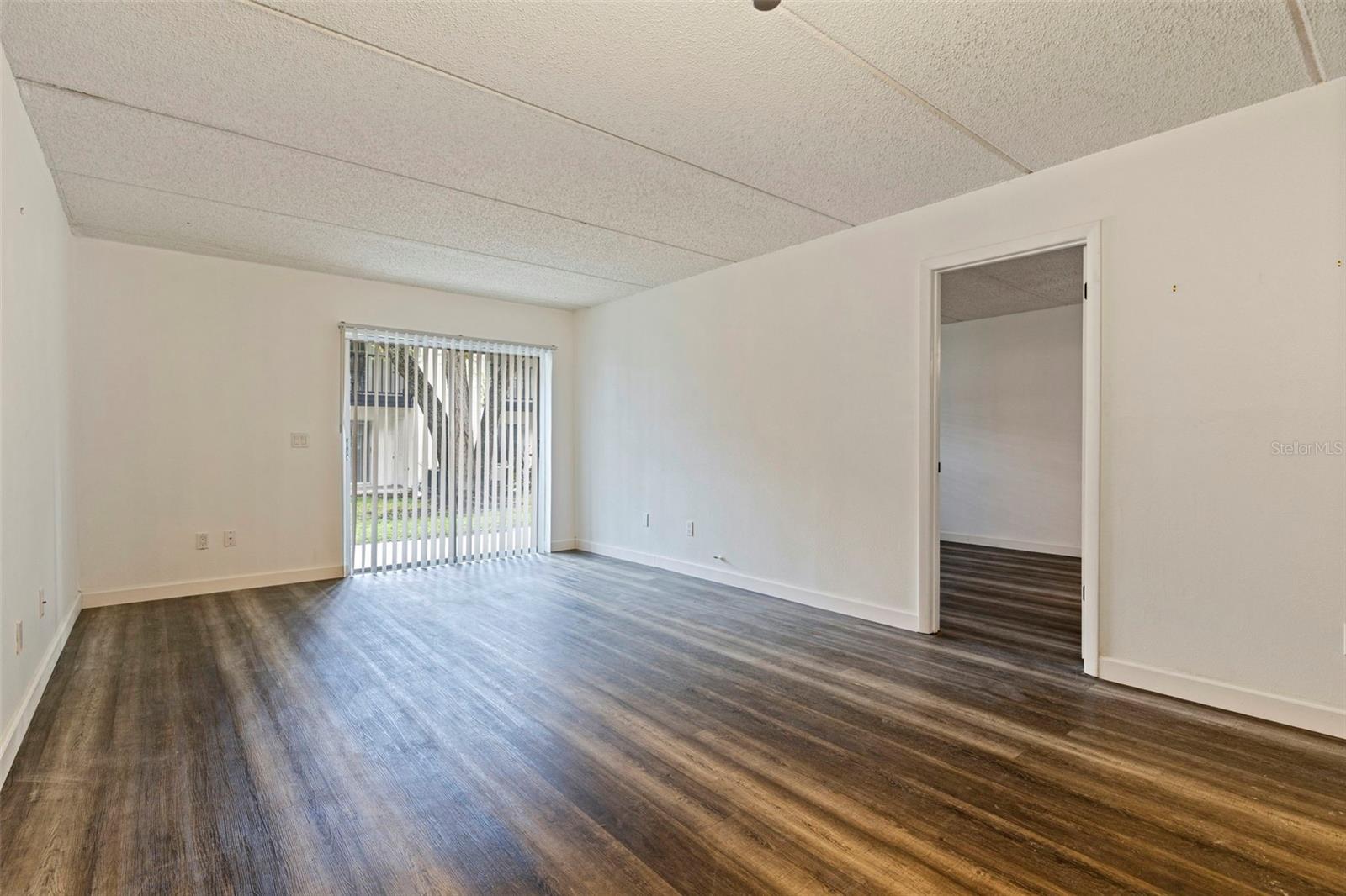 3803 N OAK DR #B21, TAMPA, FL, 33611
