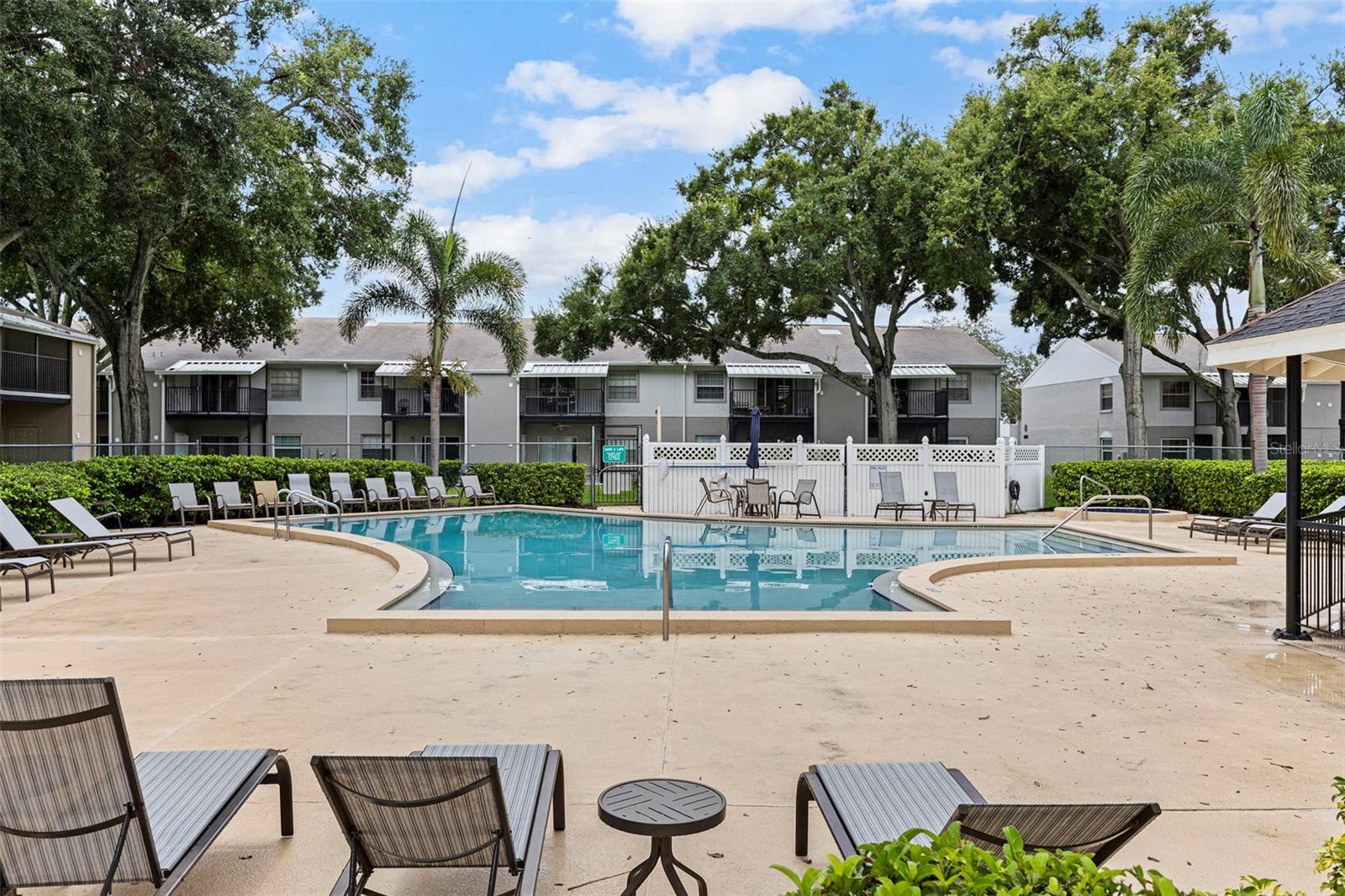 3803 N OAK DR #B21, TAMPA, FL, 33611