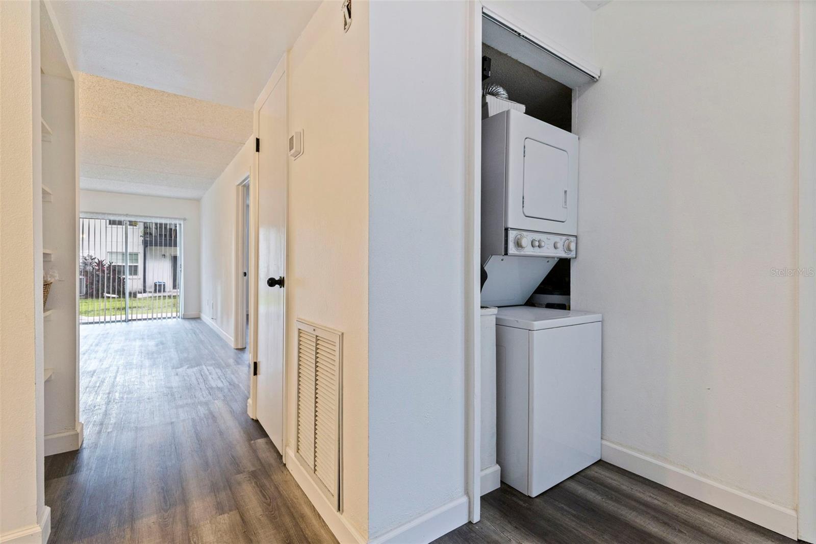 3803 N OAK DR #B21, TAMPA, FL, 33611