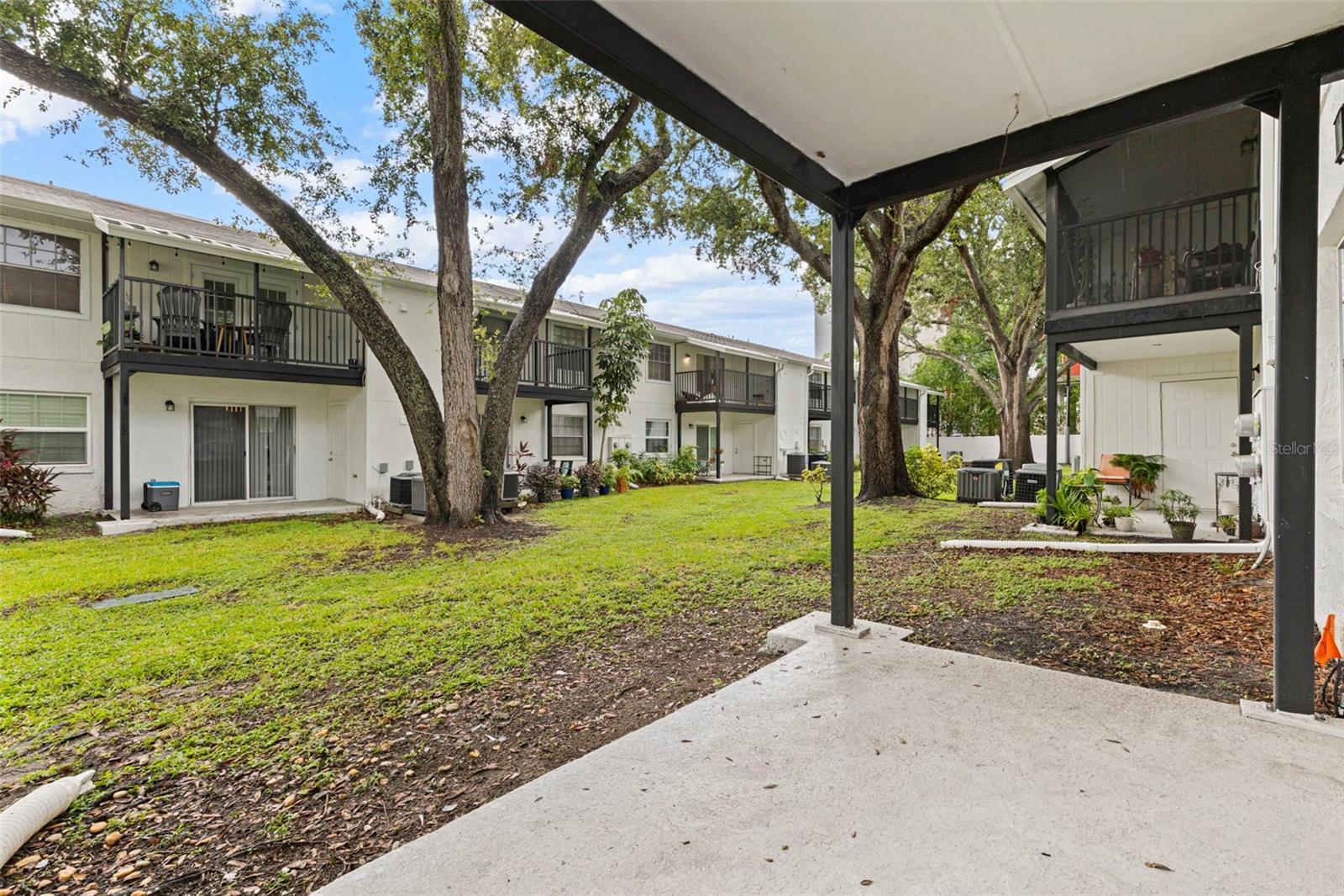 3803 N OAK DR #B21, TAMPA, FL, 33611