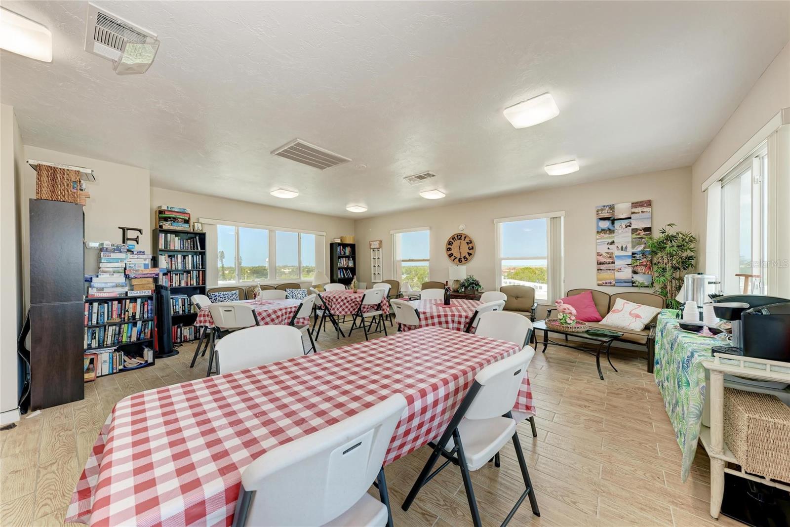 4040 IRONWOOD CIR #401F, BRADENTON, FL, 34209