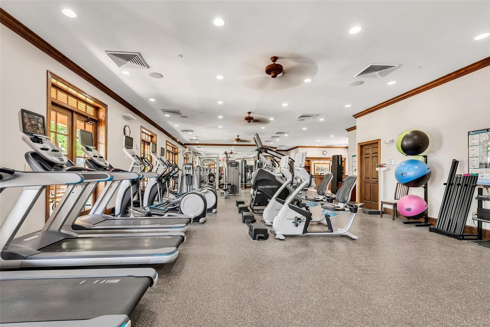 5405 MERRITT ISLAND DR, APOLLO BEACH, FL, 33572