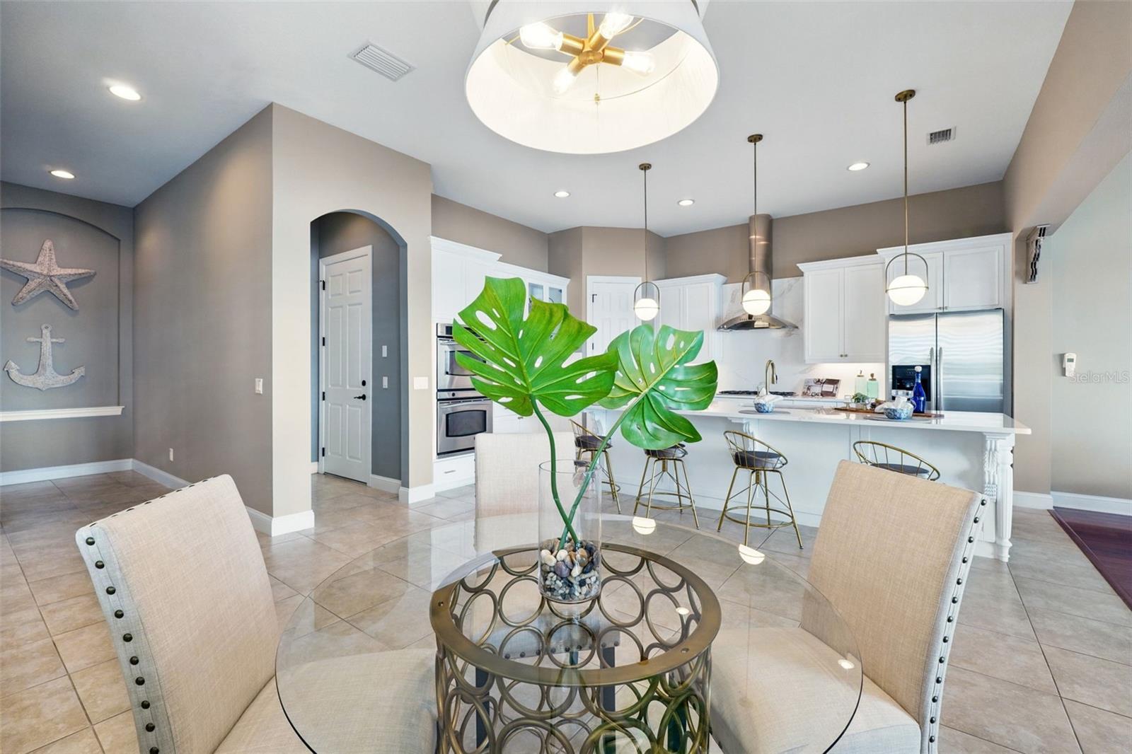 5405 MERRITT ISLAND DR, APOLLO BEACH, FL, 33572