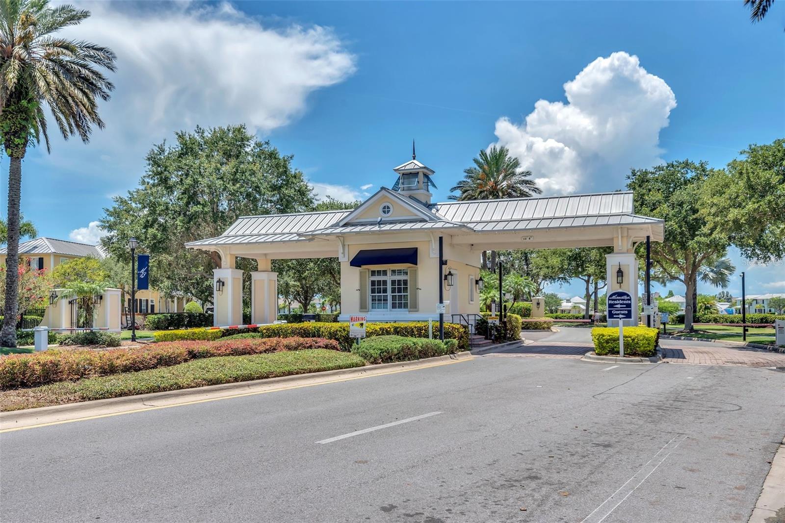 5405 MERRITT ISLAND DR, APOLLO BEACH, FL, 33572