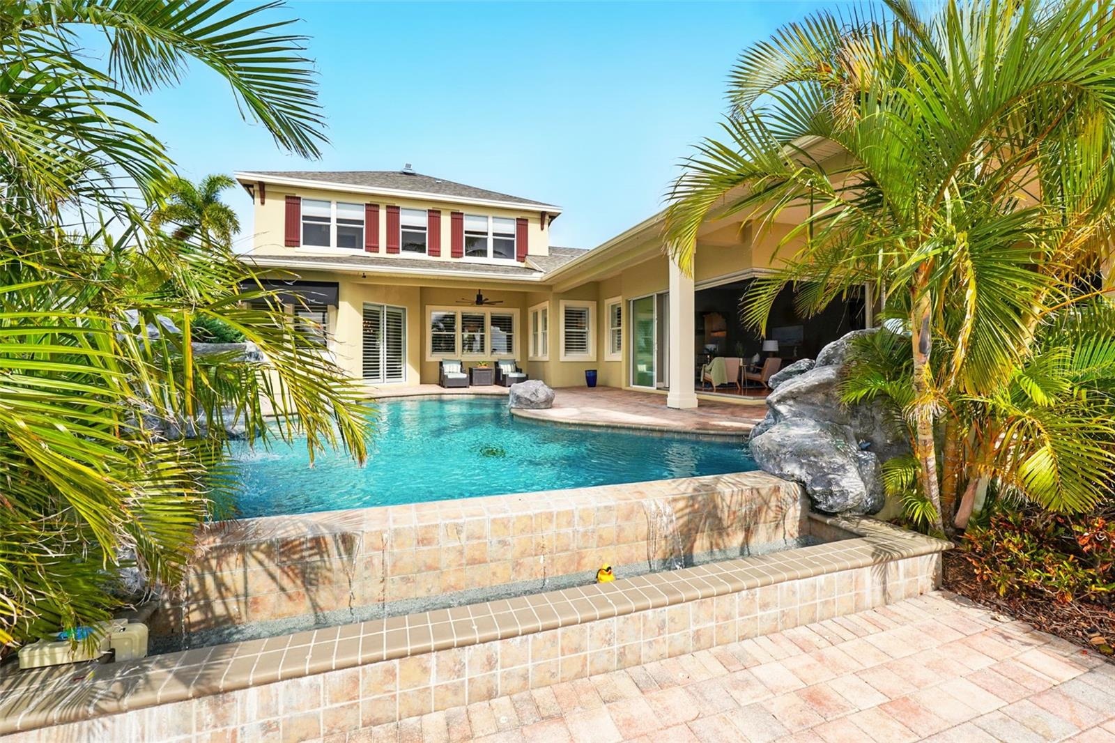5405 MERRITT ISLAND DR, APOLLO BEACH, FL, 33572