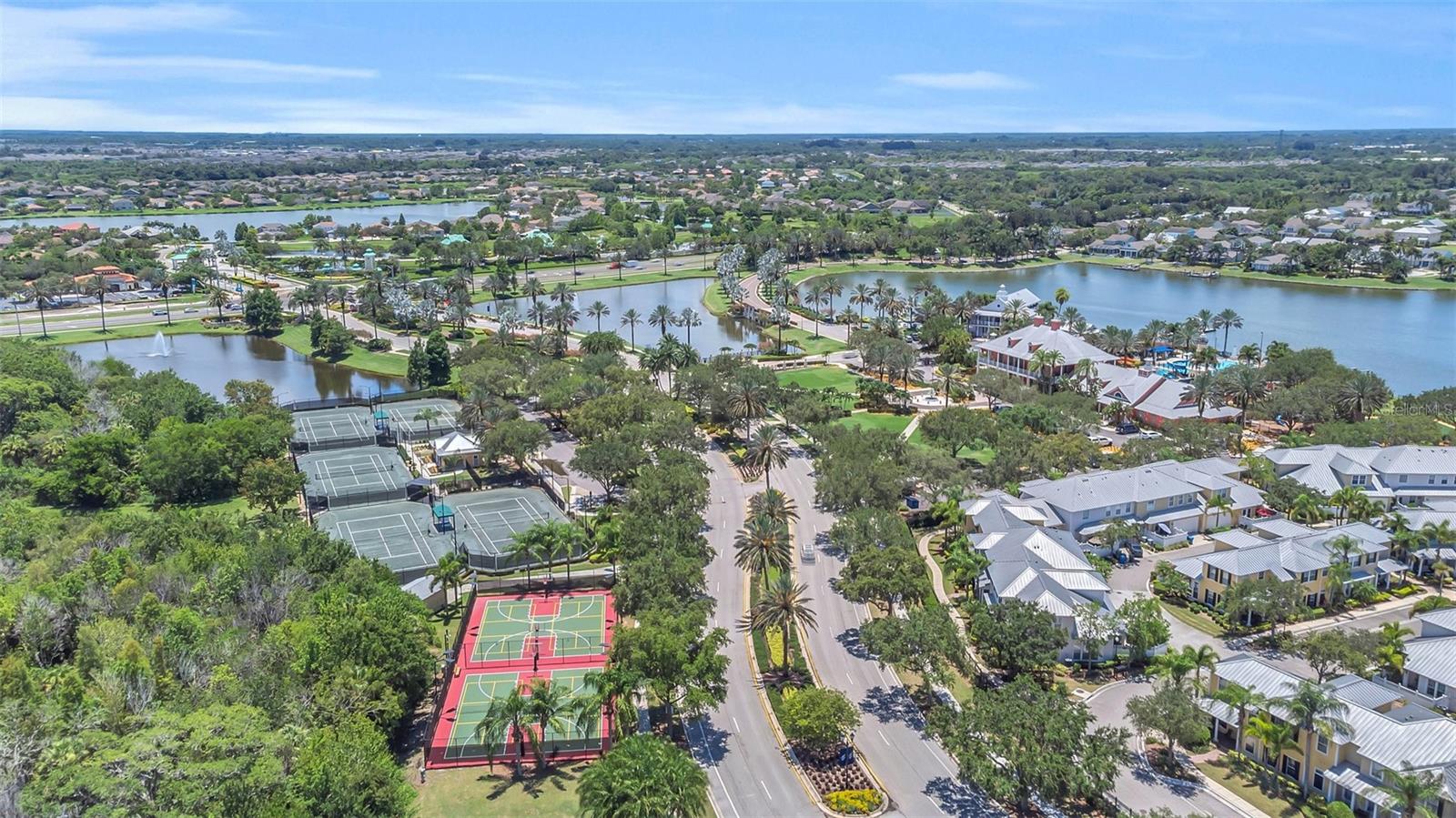 5405 MERRITT ISLAND DR, APOLLO BEACH, FL, 33572