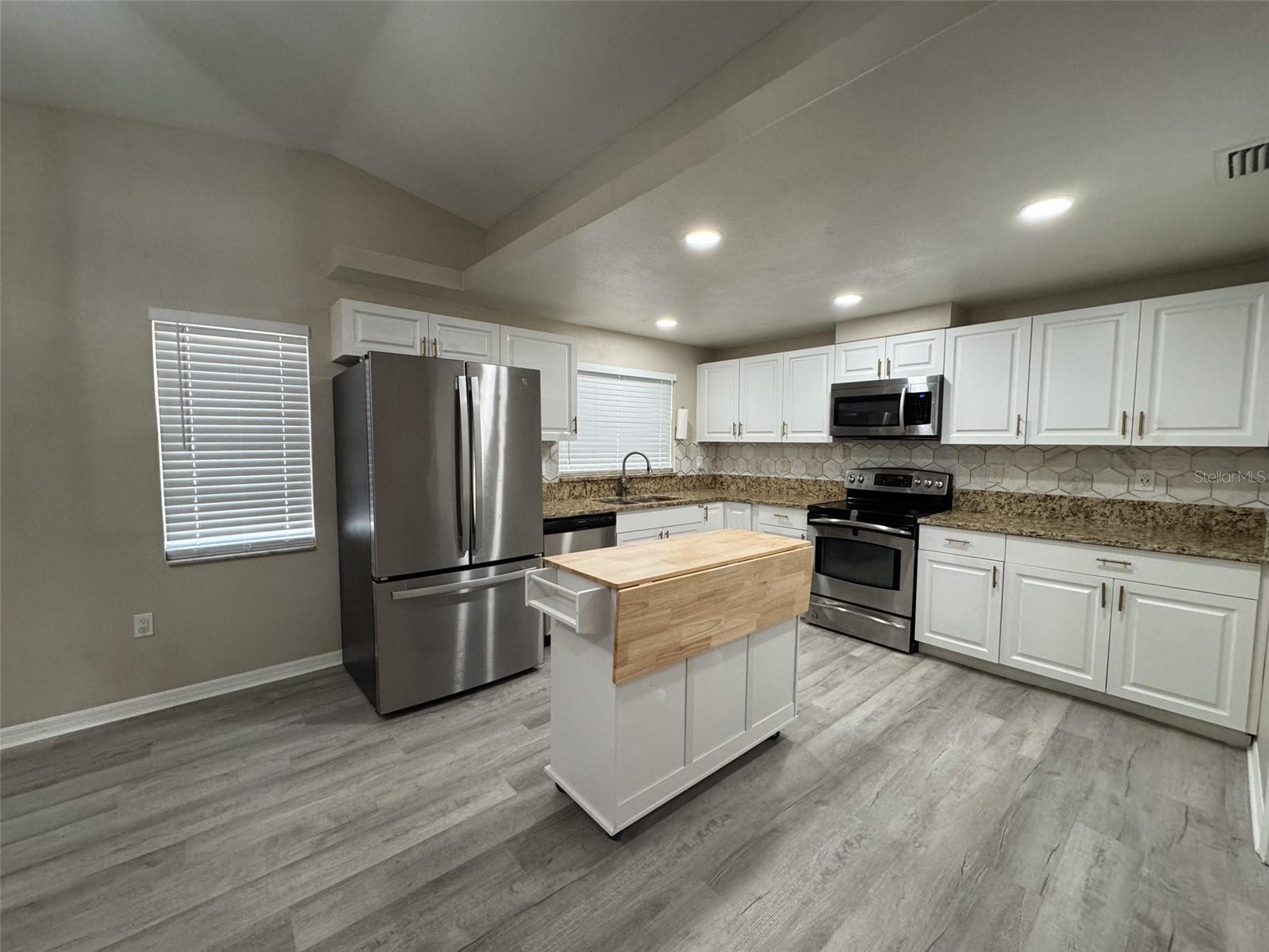 7026 WHITETHORN CT, PORT RICHEY, FL, 34668