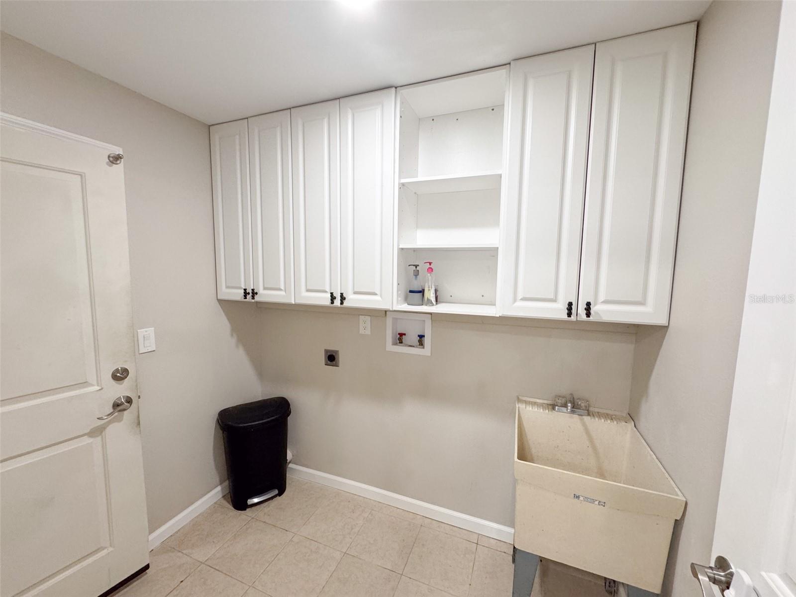 7026 WHITETHORN CT, PORT RICHEY, FL, 34668