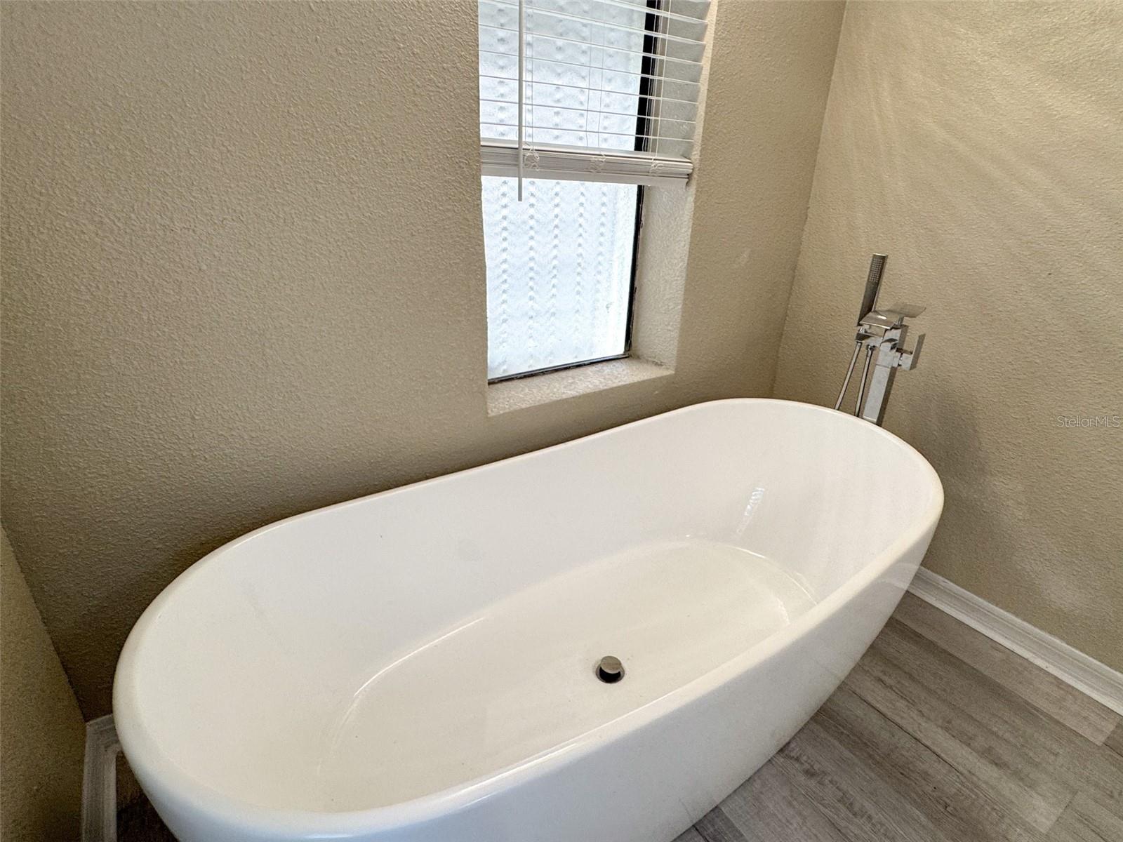 7026 WHITETHORN CT, PORT RICHEY, FL, 34668