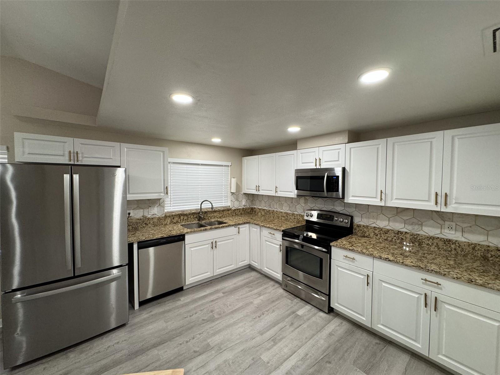 7026 WHITETHORN CT, PORT RICHEY, FL, 34668