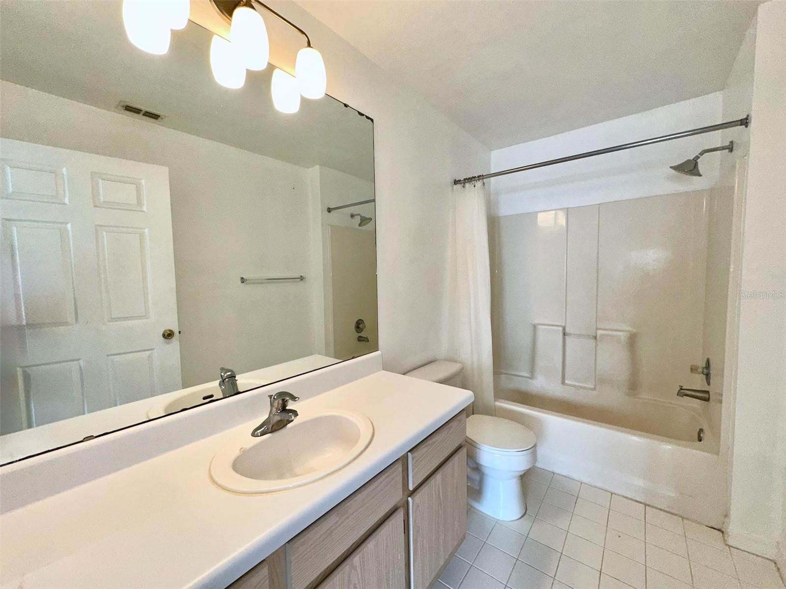 5459 VINELAND RD #4202, ORLANDO, FL, 32811