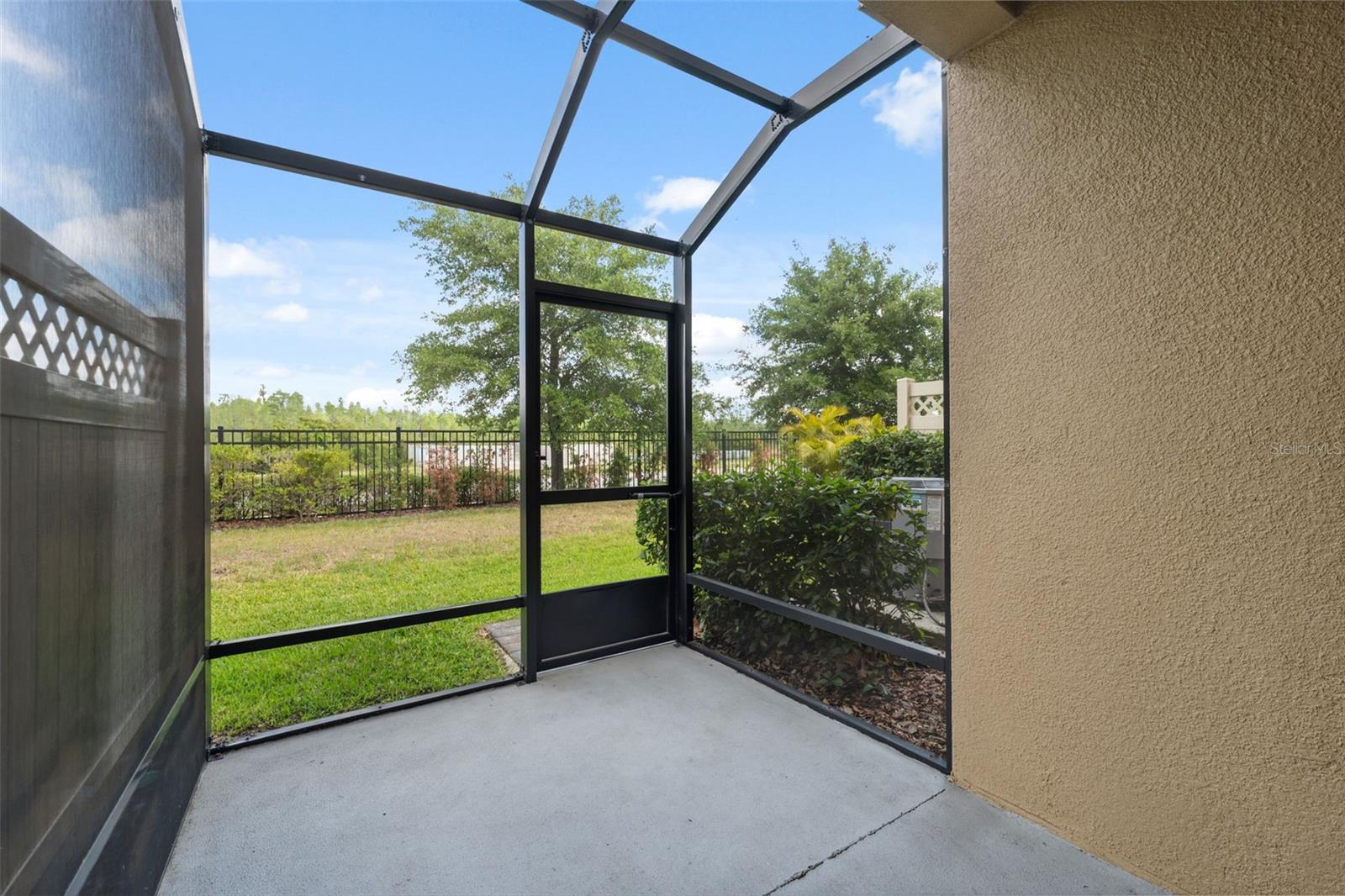 29925 SOUTHWELL LN #29925, WESLEY CHAPEL, FL, 33543