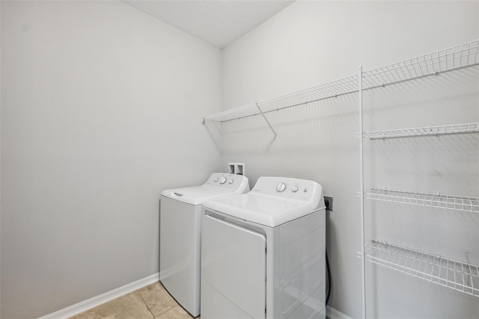 29925 SOUTHWELL LN #29925, WESLEY CHAPEL, FL, 33543