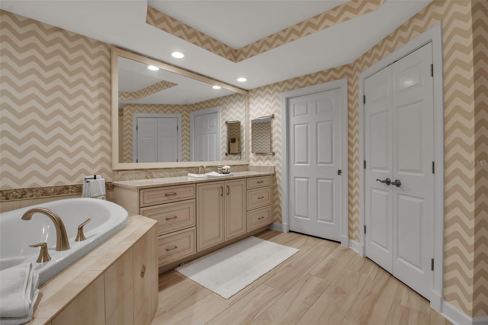 3621 N POINT RD #603, OSPREY, FL, 34229