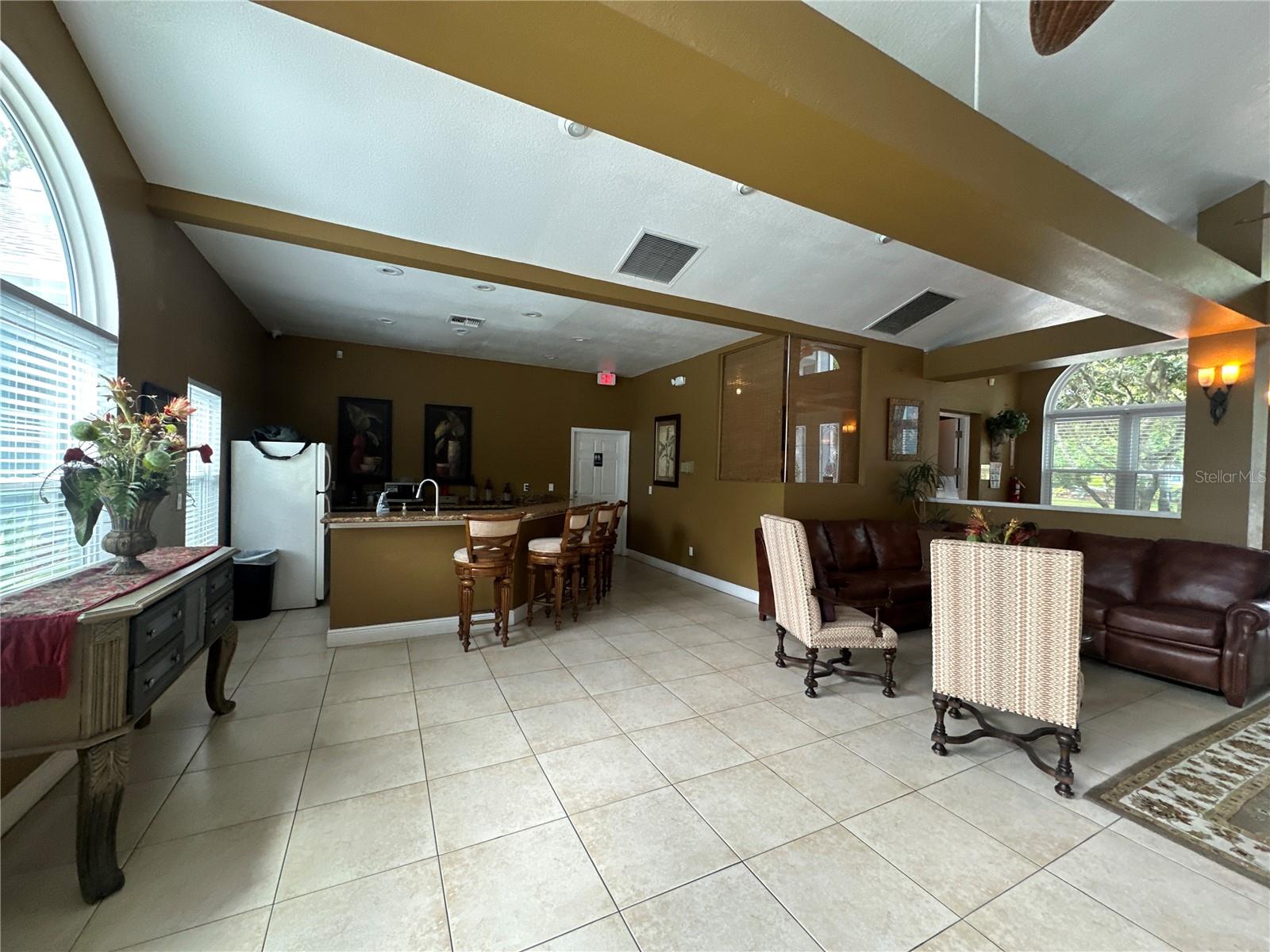 2585 GRASSY POINT DR #103, LAKE MARY, FL, 32746