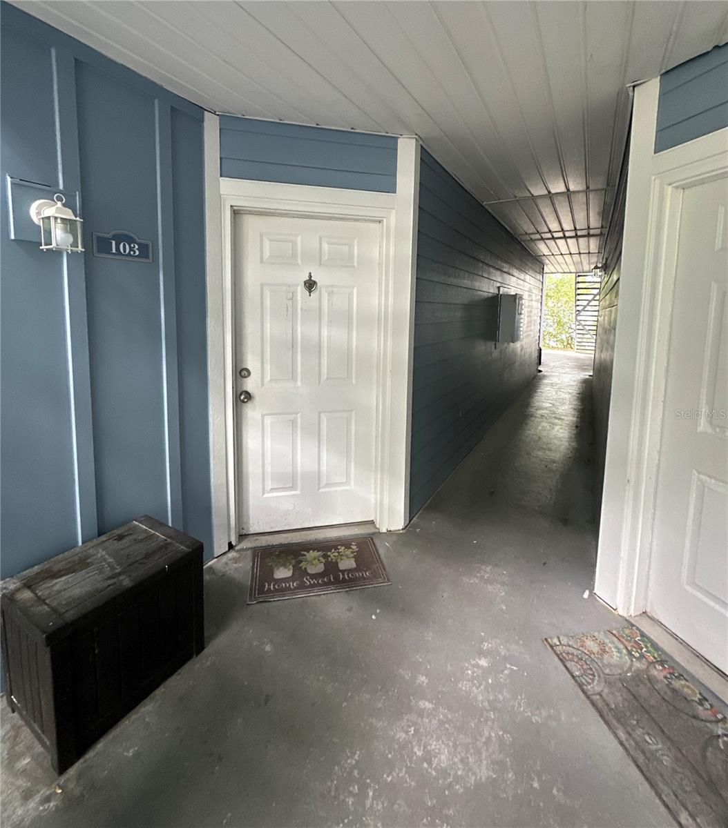 2585 GRASSY POINT DR #103, LAKE MARY, FL, 32746