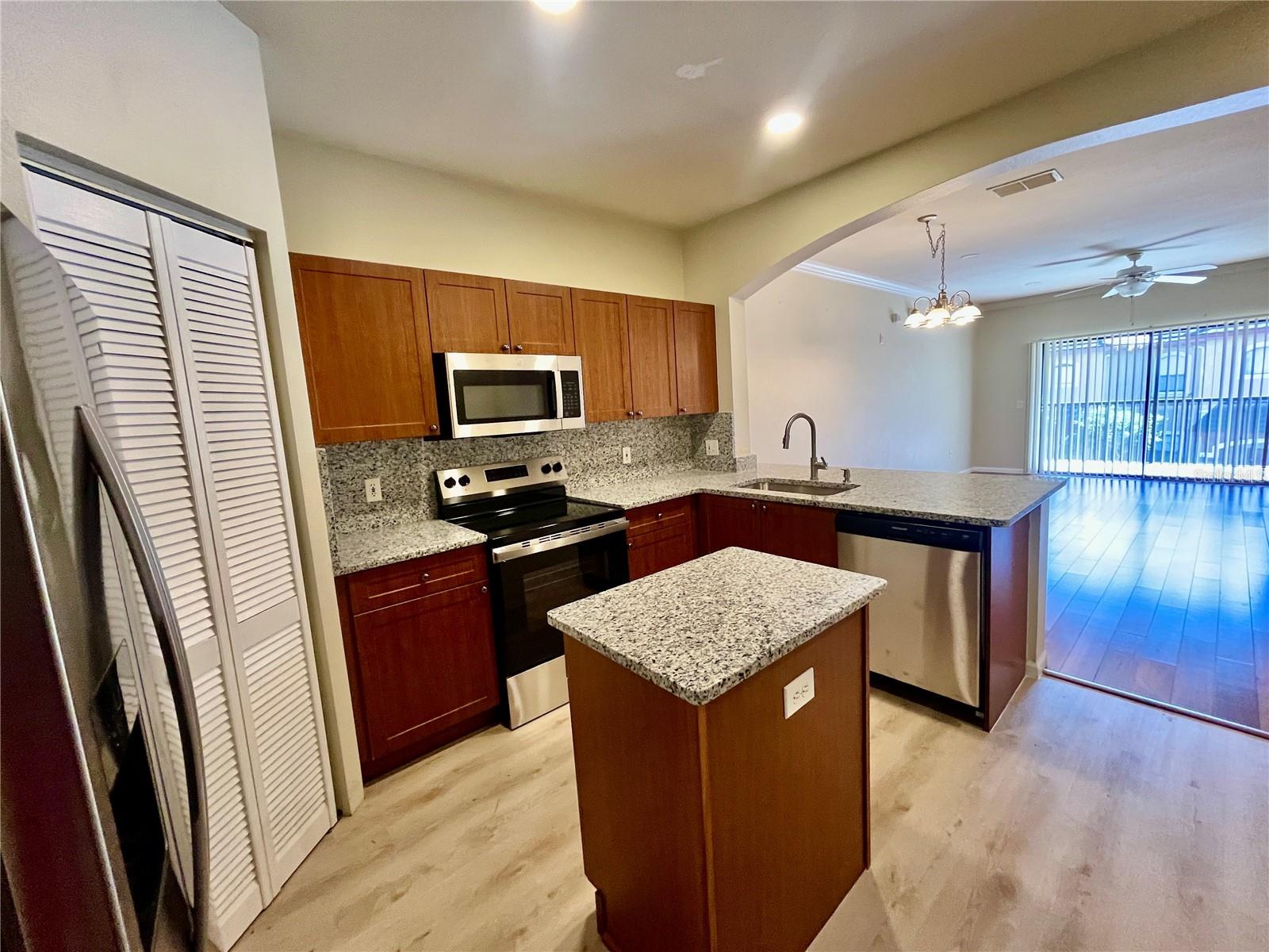 2151 CHIANTI PL #124, PALM HARBOR, FL, 34683