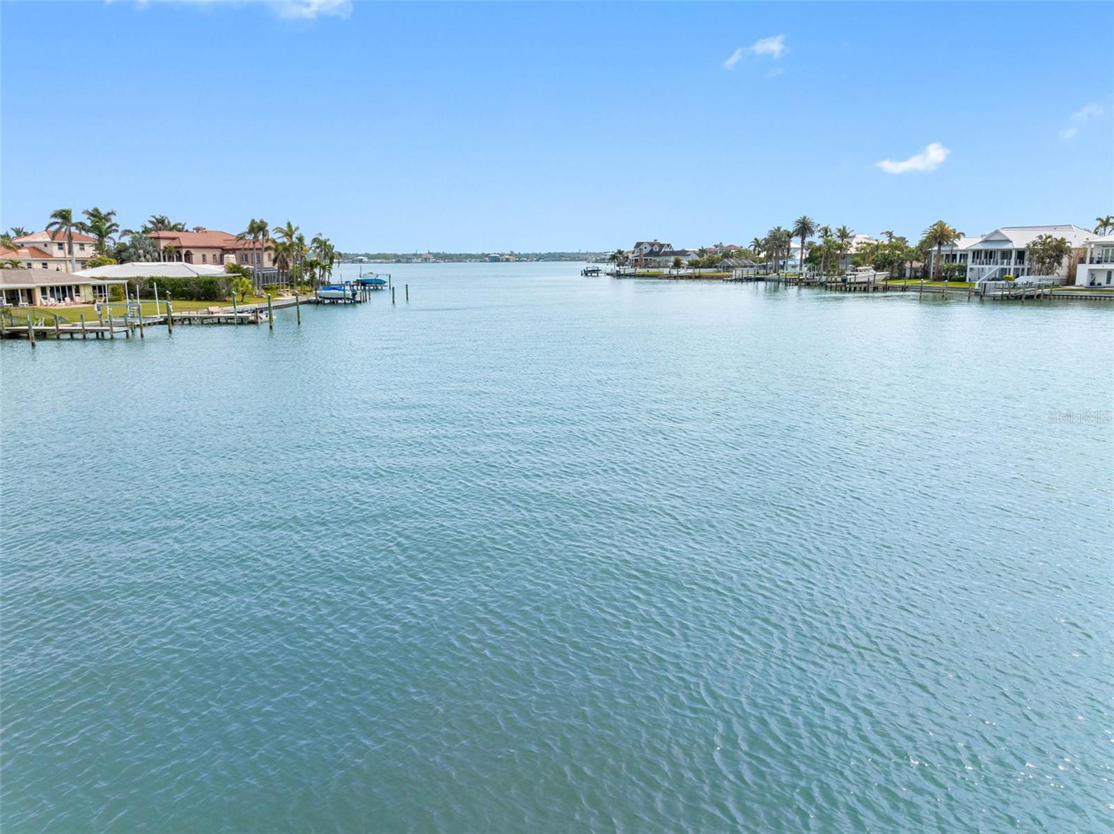 203 BATH CLUB BLVD N, NORTH REDINGTON BEACH, FL, 33708