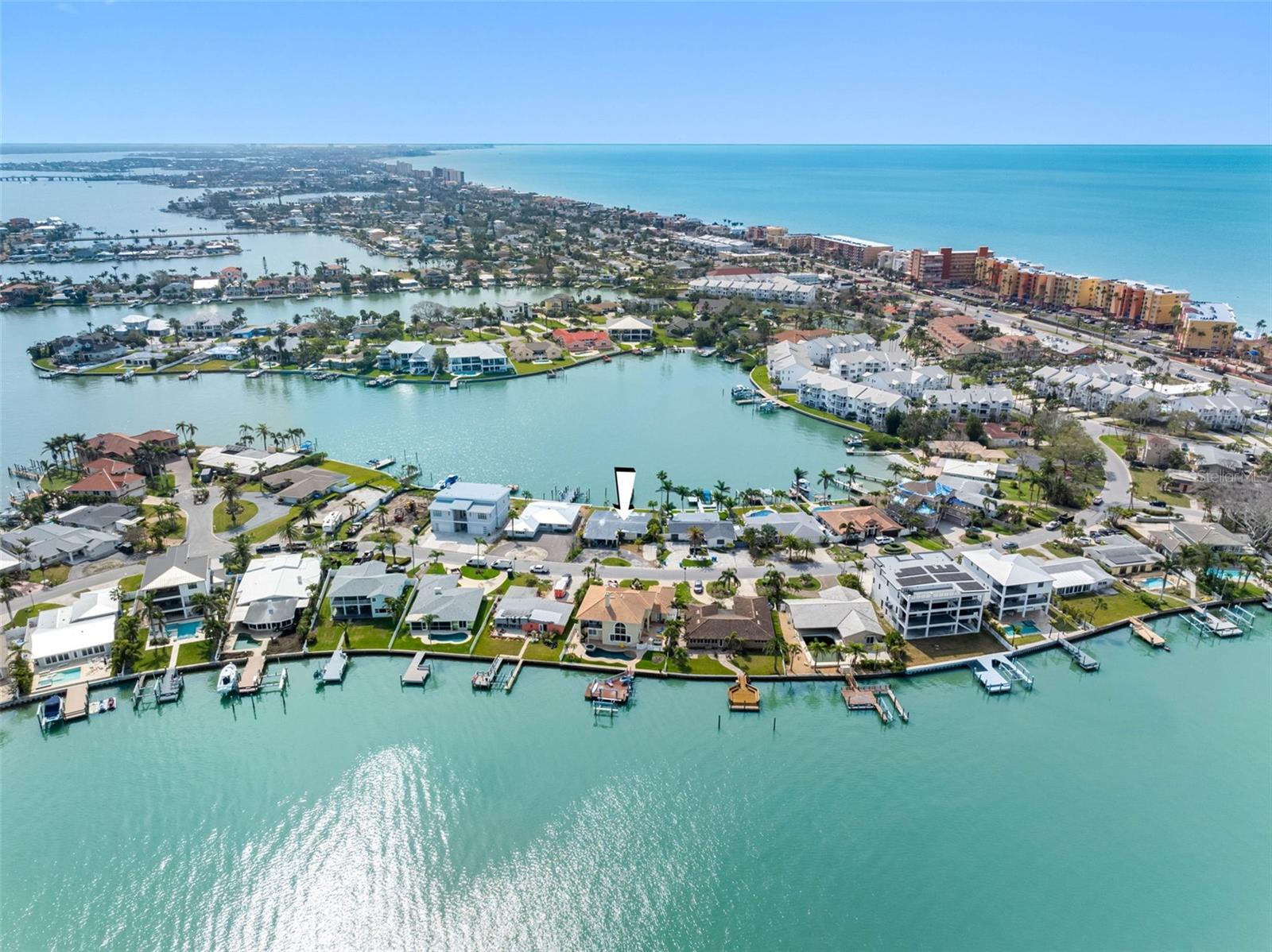 203 BATH CLUB BLVD N, NORTH REDINGTON BEACH, FL, 33708